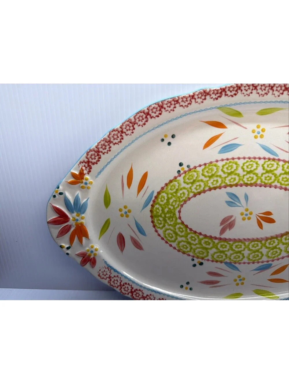 Temptations Tara Old World Springfetti Oval Serving Platter 18